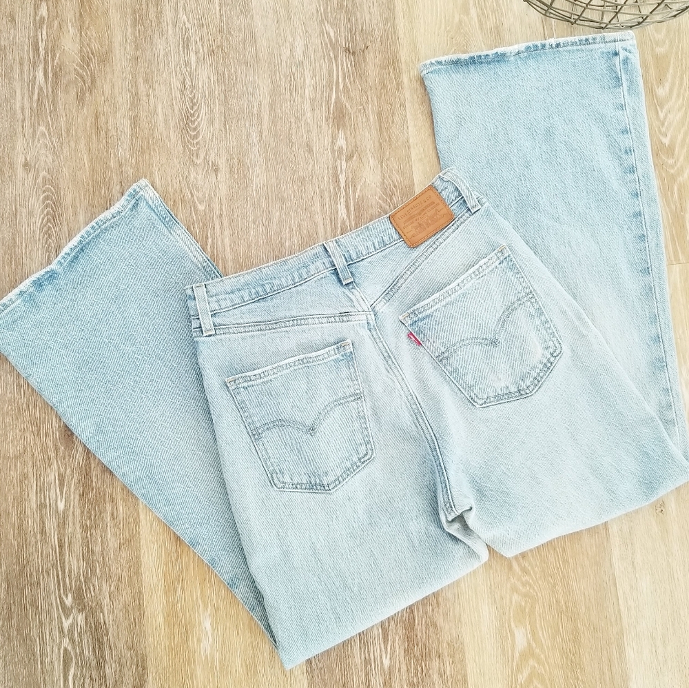 Levi's 70's High Flare High Waist Wide Leg Flare Denim Vintage Inspired Jeans 29 - Picture 3 of 16